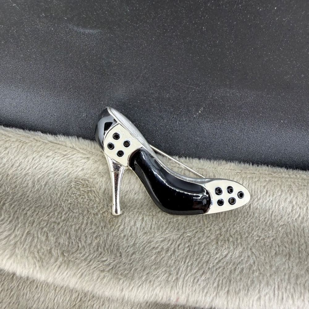 Vintage SF Brooch Silver Black White Enamel High Heel Shoe Pin